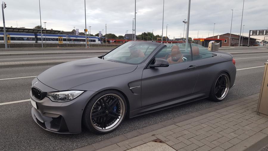  BMW M4 Convertible by Schmidt Revolution 2017 года  (фото 1 из 8)